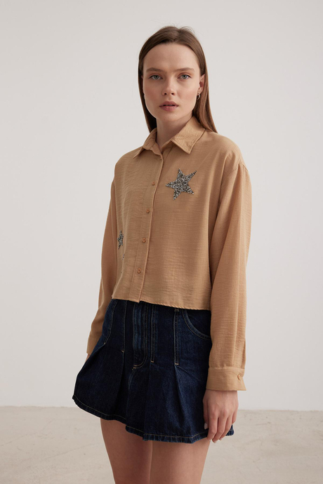 Linen Shirt with Star Detail